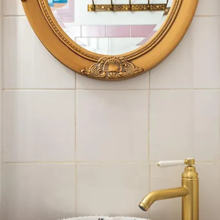 Lägenhet Romantic Alfama Balcony - 10 Minutes From Terreiro Do Paco