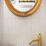 Apartamento Romantic Alfama Balcony - 10 Minutes From Terreiro Do Paco